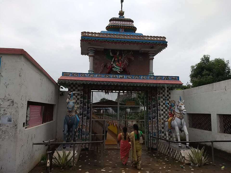 Majhighariani Temple